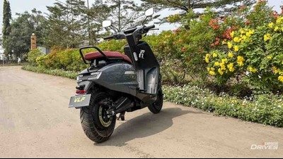 VLF electric scooters in Mumbai